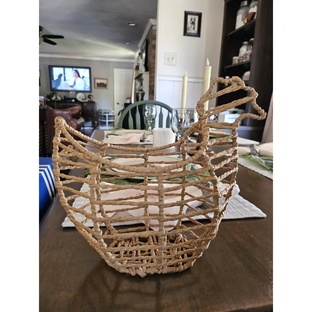 Hen Basket Open Weave Chicken Decor  Farmhouse/whimsy